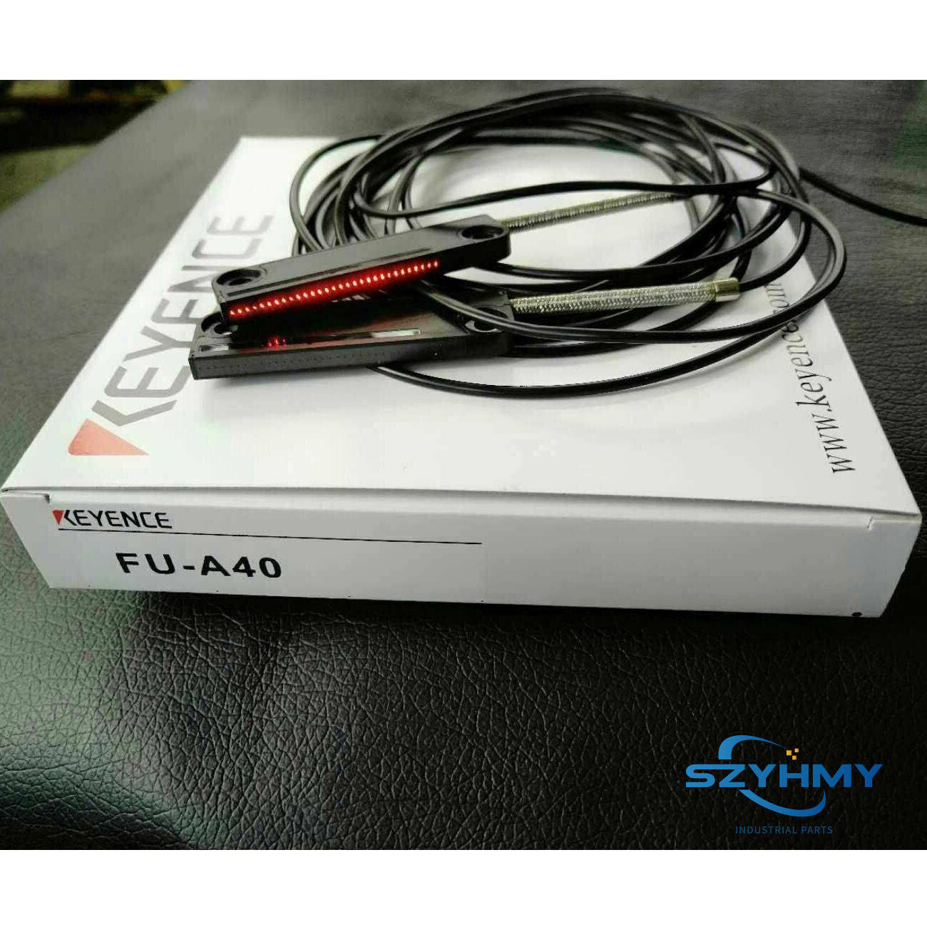 Keyence FU-A40 Digital Fiber Optic Sensor for Accurate Detection - KEYENCE