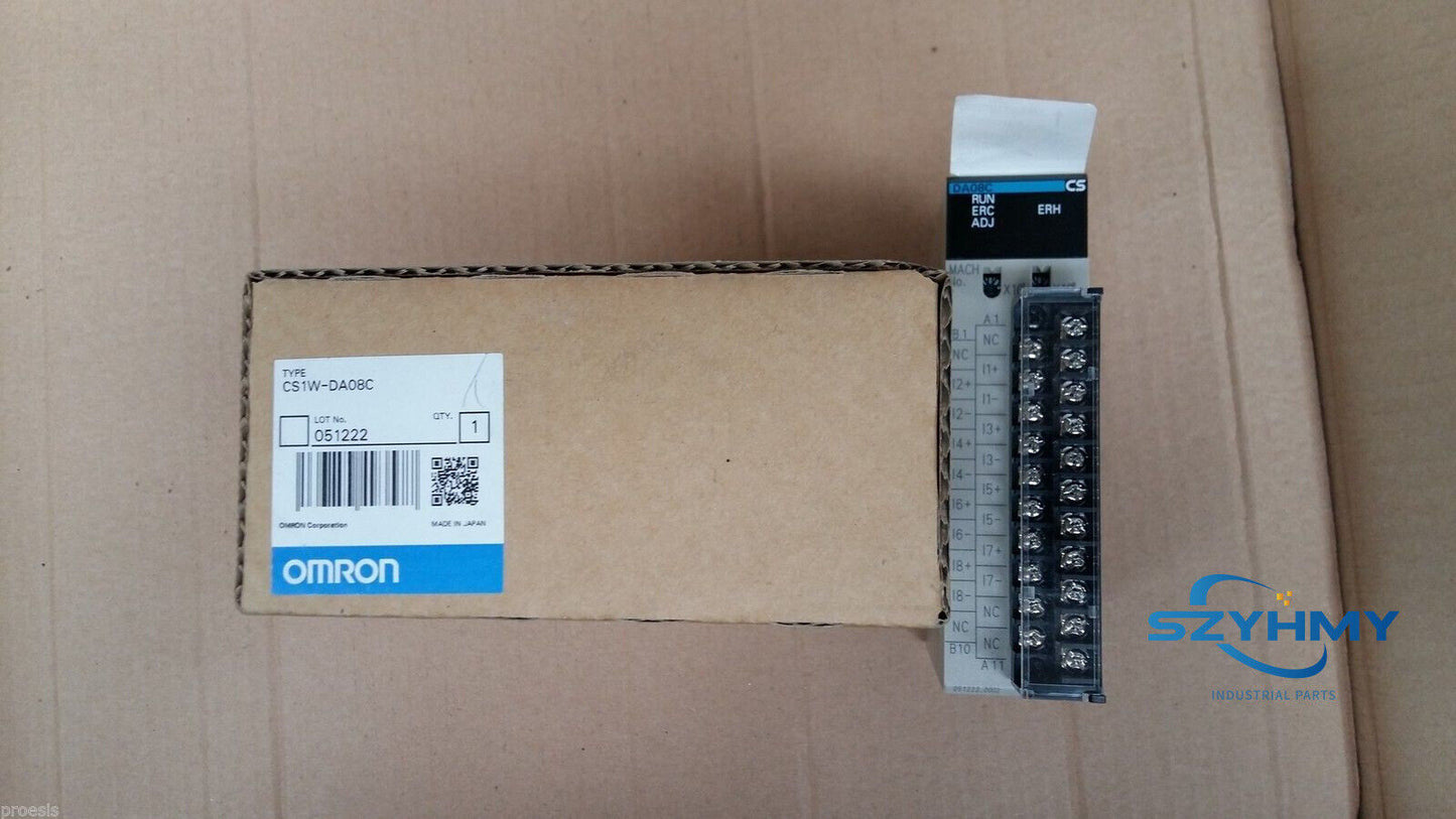 OMRON CS1W-DA08C Output Module - New In Box - OMRON
