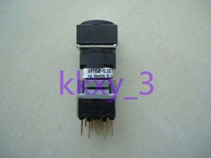 Fuji AH164-SJ3E22A Push Button Switch - 1 PCS New in Box - FUJI
