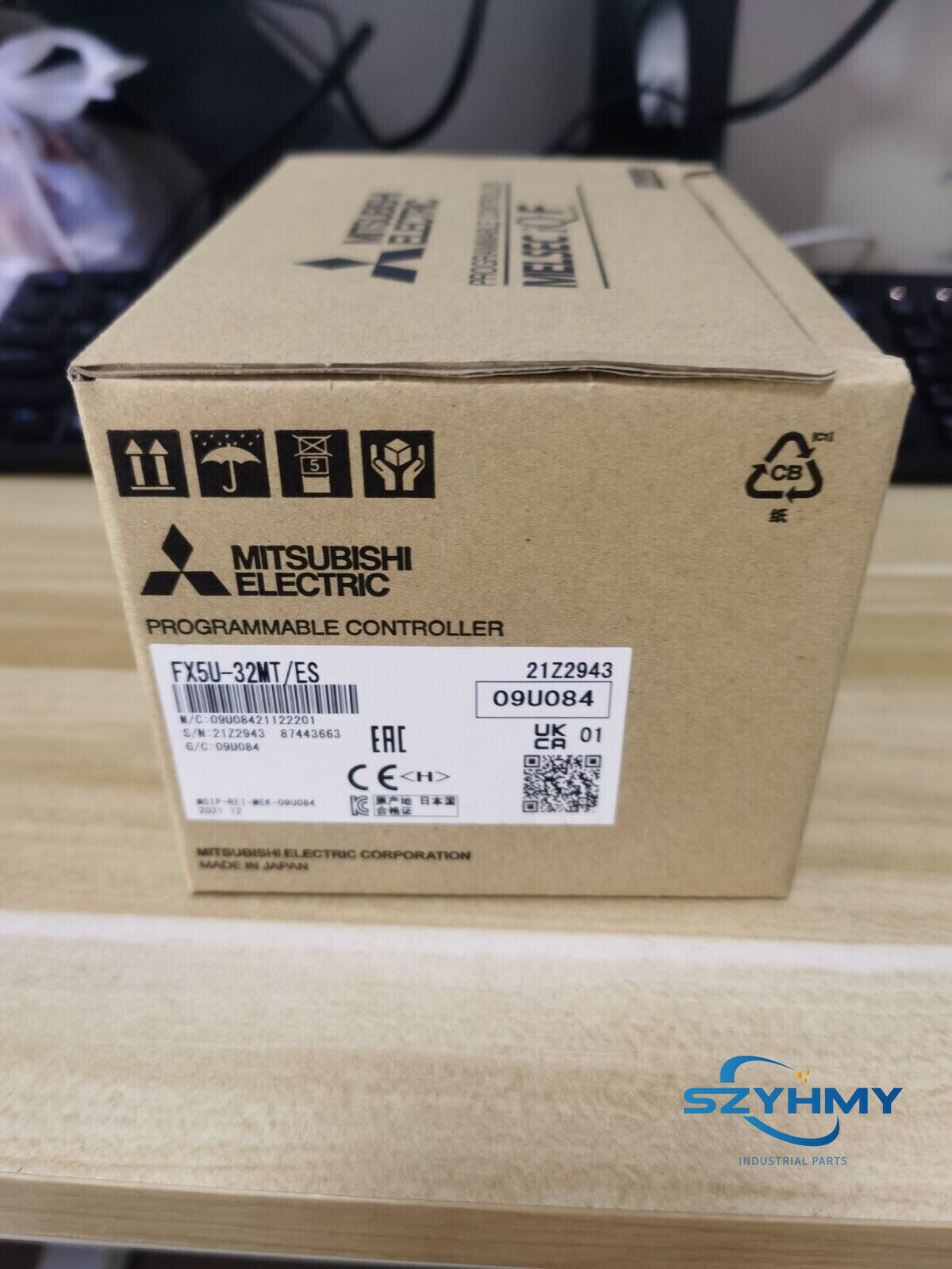 MITSUBISHI FX5U-32MT/ES PLC Module New In Box - MITSUBISHI