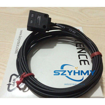 Keyence CZ-60 Digital Fiber Optic Sensor - 1PC - KEYENCE