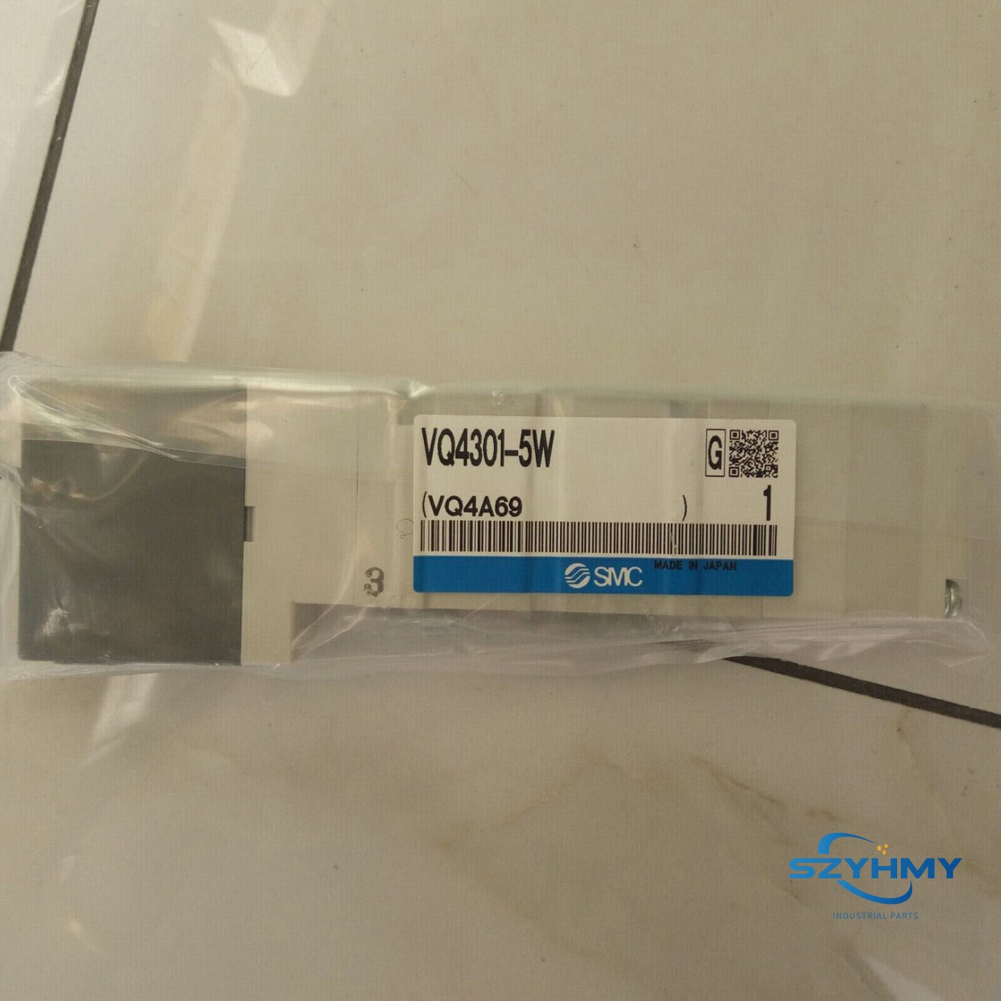 SMC VQ4301-5W Solenoid Valve - High Performance and Reliability - SMC