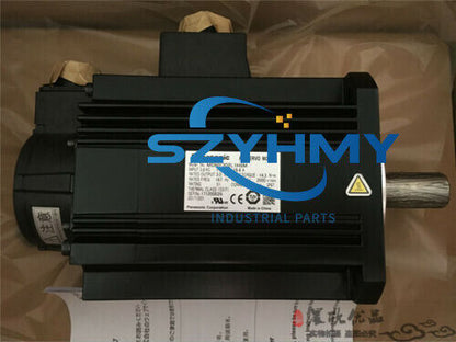 Panasonic MDMF302L1H6M Servo Motor - New in Box - PANASONIC