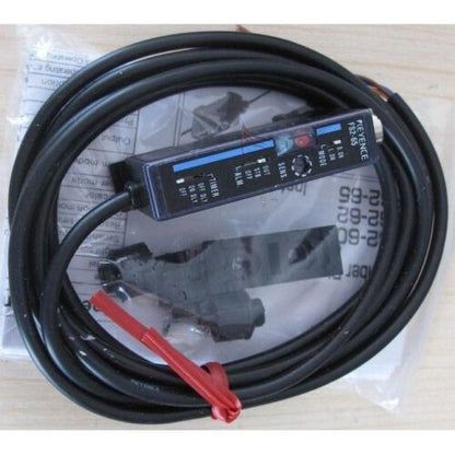 Keyence FS2-65 Fiber Amplifier Sensor - New in Box - KEYENCE