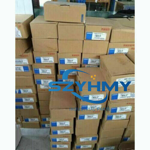 Omron R7D-AP04H Ac Servo Driver - New in Box - OMRON
