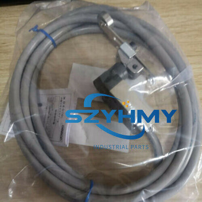 Omron D4C-1227-P Limit Switch - 1PC New - OMRON