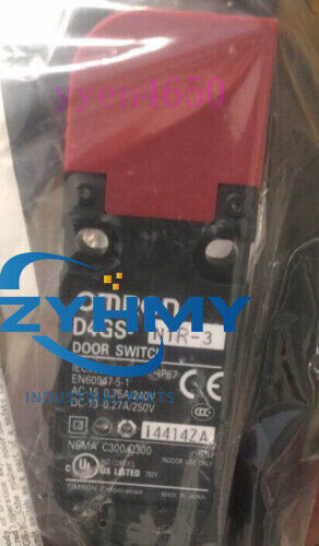 Omron D4GS-N1R-3 Safety Door Switch - 1pc New - OMRON