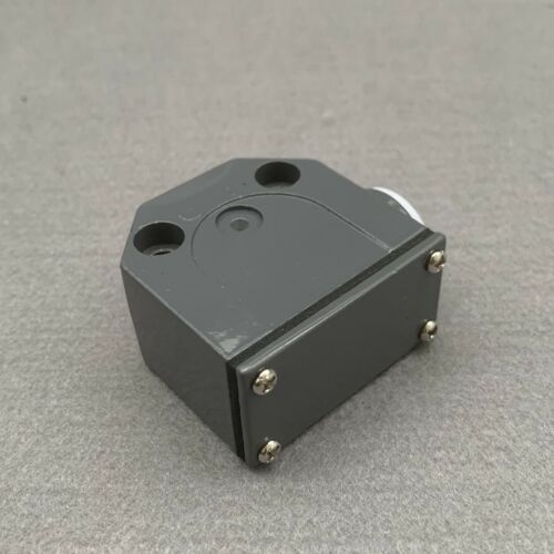 Balluff BNS0003 Position Limit Switch BNS819-FD-60-101 - BALLUFF