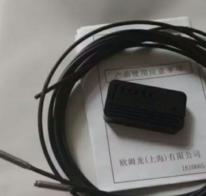Omron E32-DC300 Fiber Optic Sensor - 1pc New - OMRON
